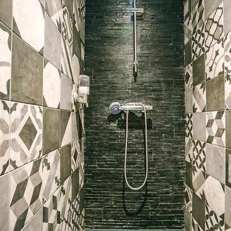 Le Dome Et Son Jacuzzi Vakantiehuis Grazac (Tarn)